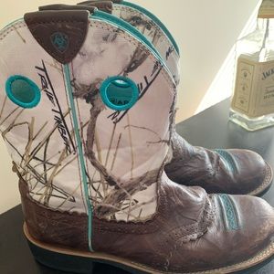 Ariat Winter Camo Boots